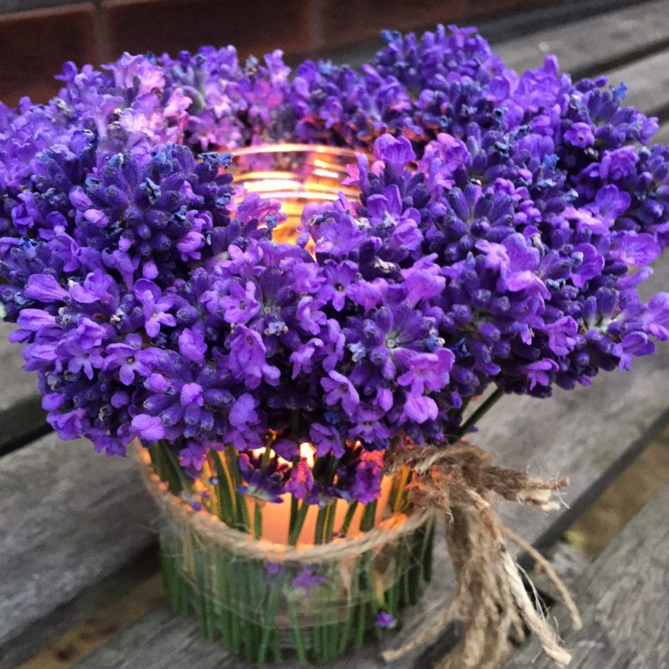 Lavender Table Decoration – easy!